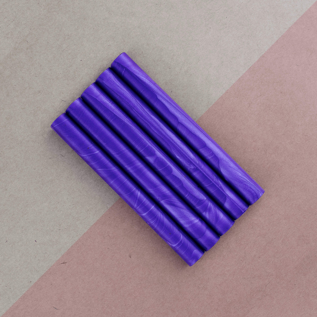 Glue Gun WAX SEAL STICKS. Each stick makes over 20 Seals. Color - lite  purple